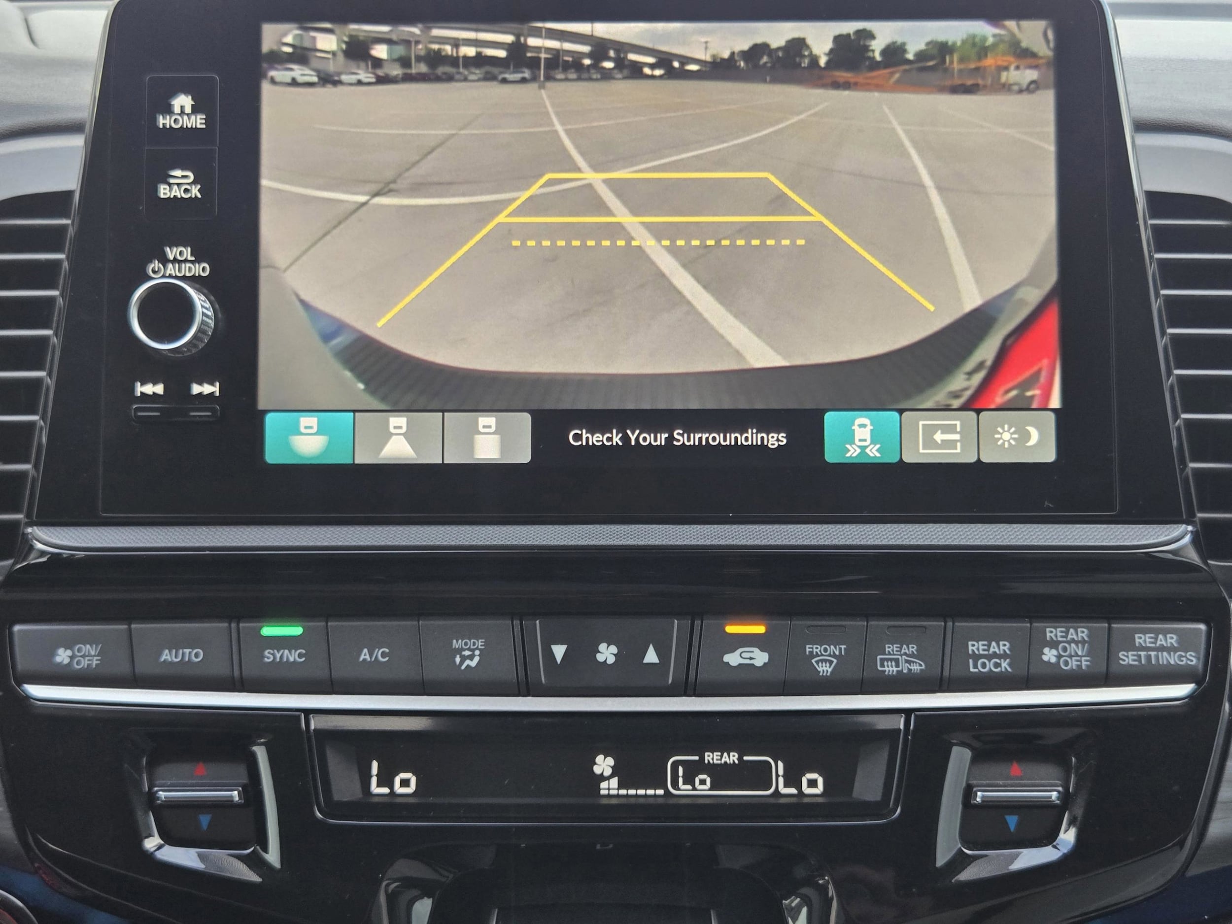 2025 Honda Odyssey Elite - Photo 14