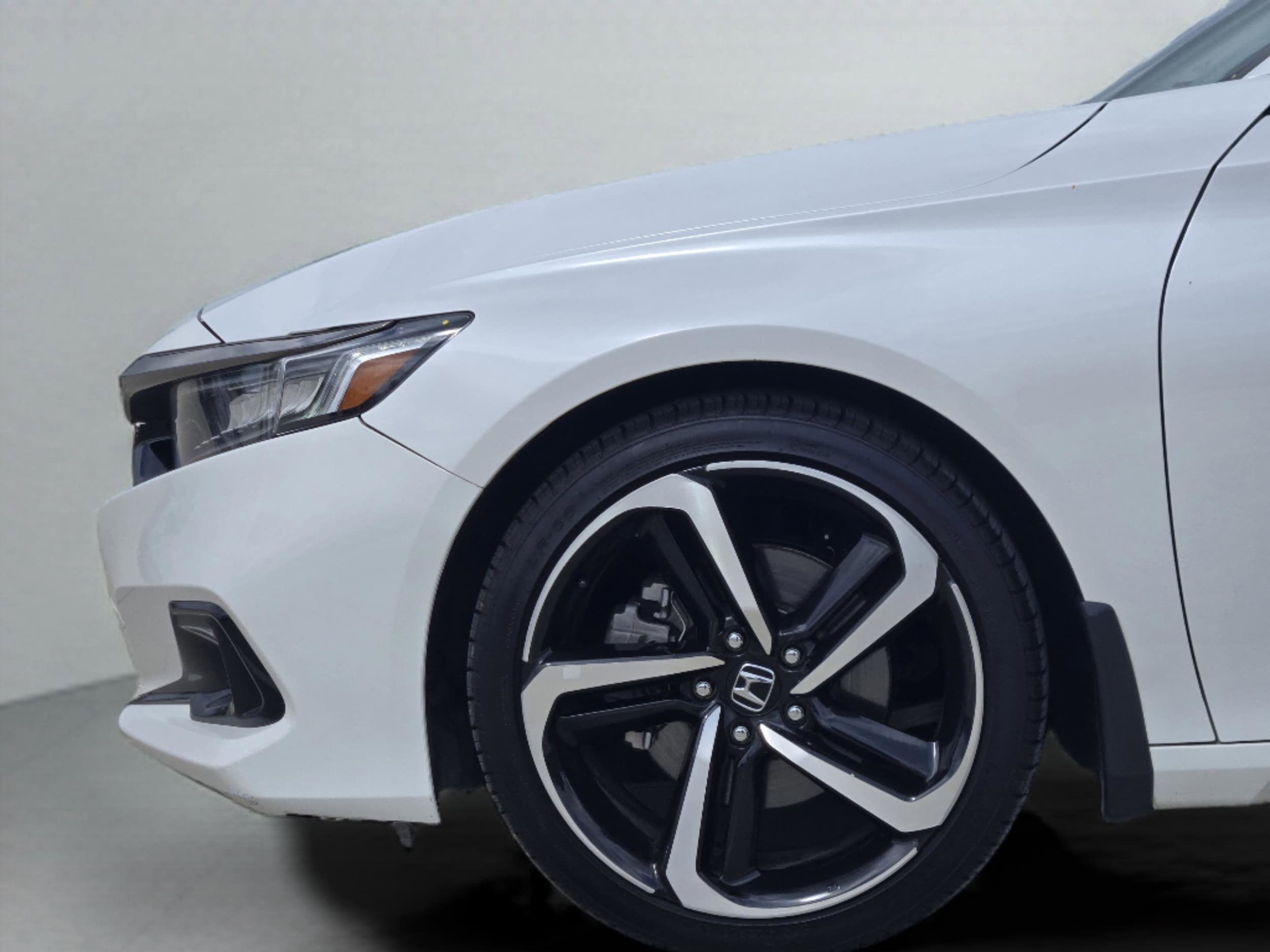 2022 Honda Accord Sport - Photo 29