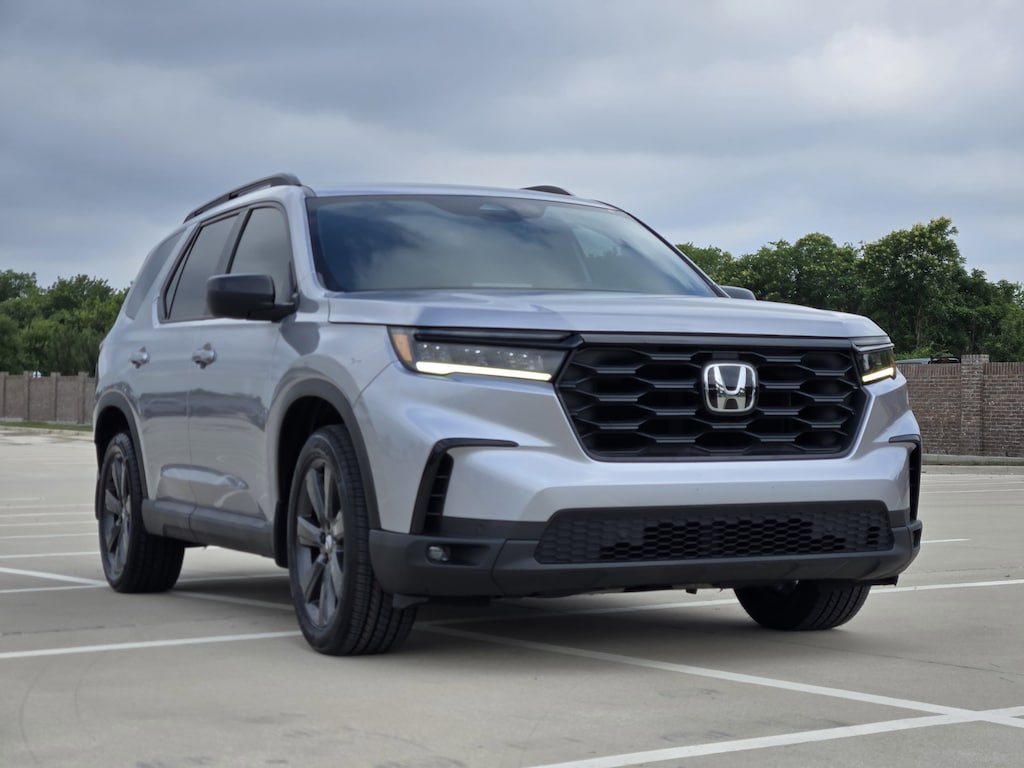 Used 2023 Honda Pilot Sport SUV
