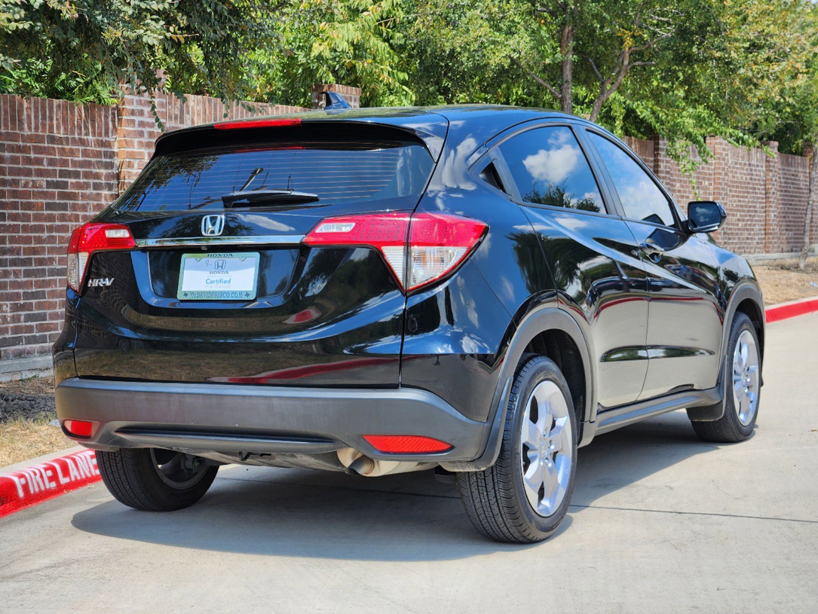 Certified 2022 Honda HR-V LX with VIN 3CZRU5H32NM712693 for sale in Frisco, TX