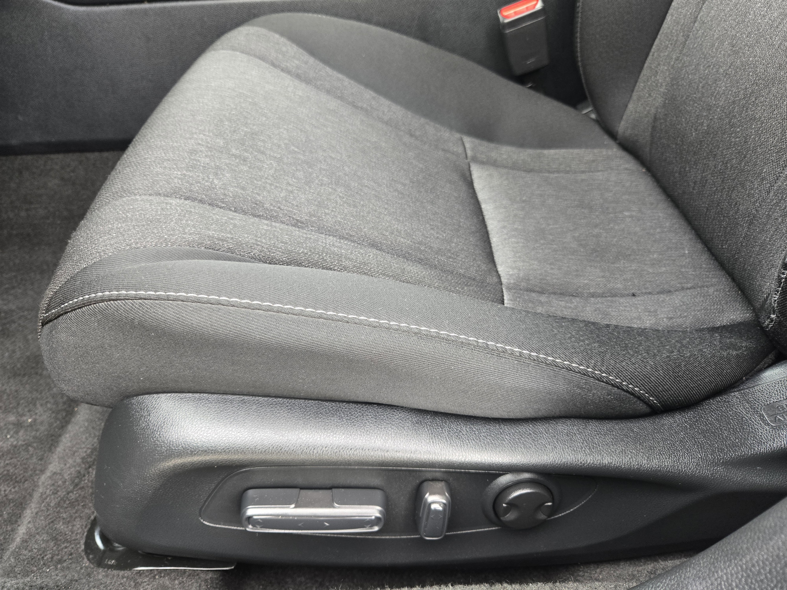 2024 Honda Accord EX - Photo 25