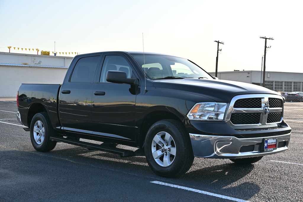 Used 2022 Ram 1500 Classic SLT Truck Crew Cab