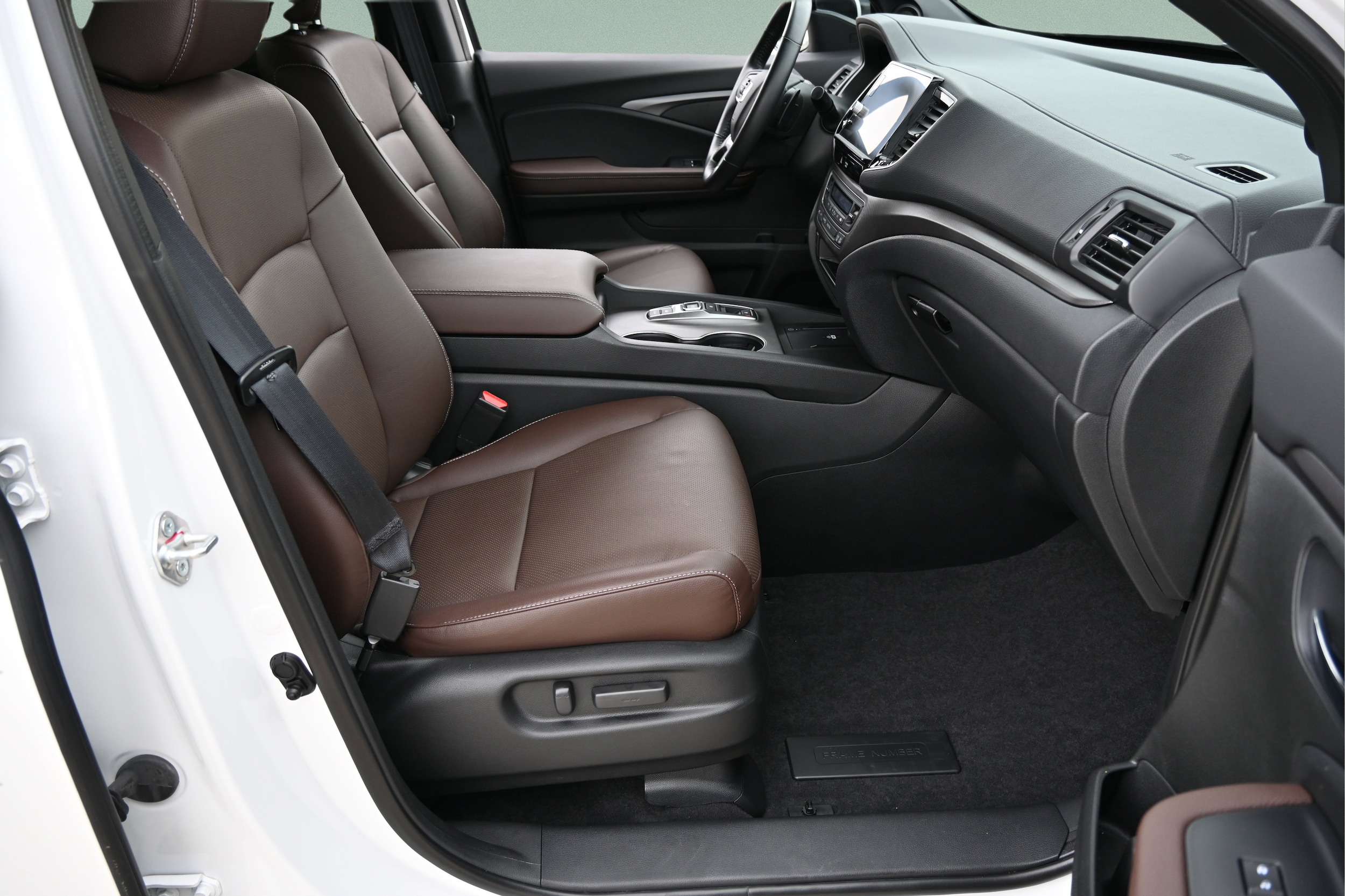2025 Honda Ridgeline RTL - Photo 13