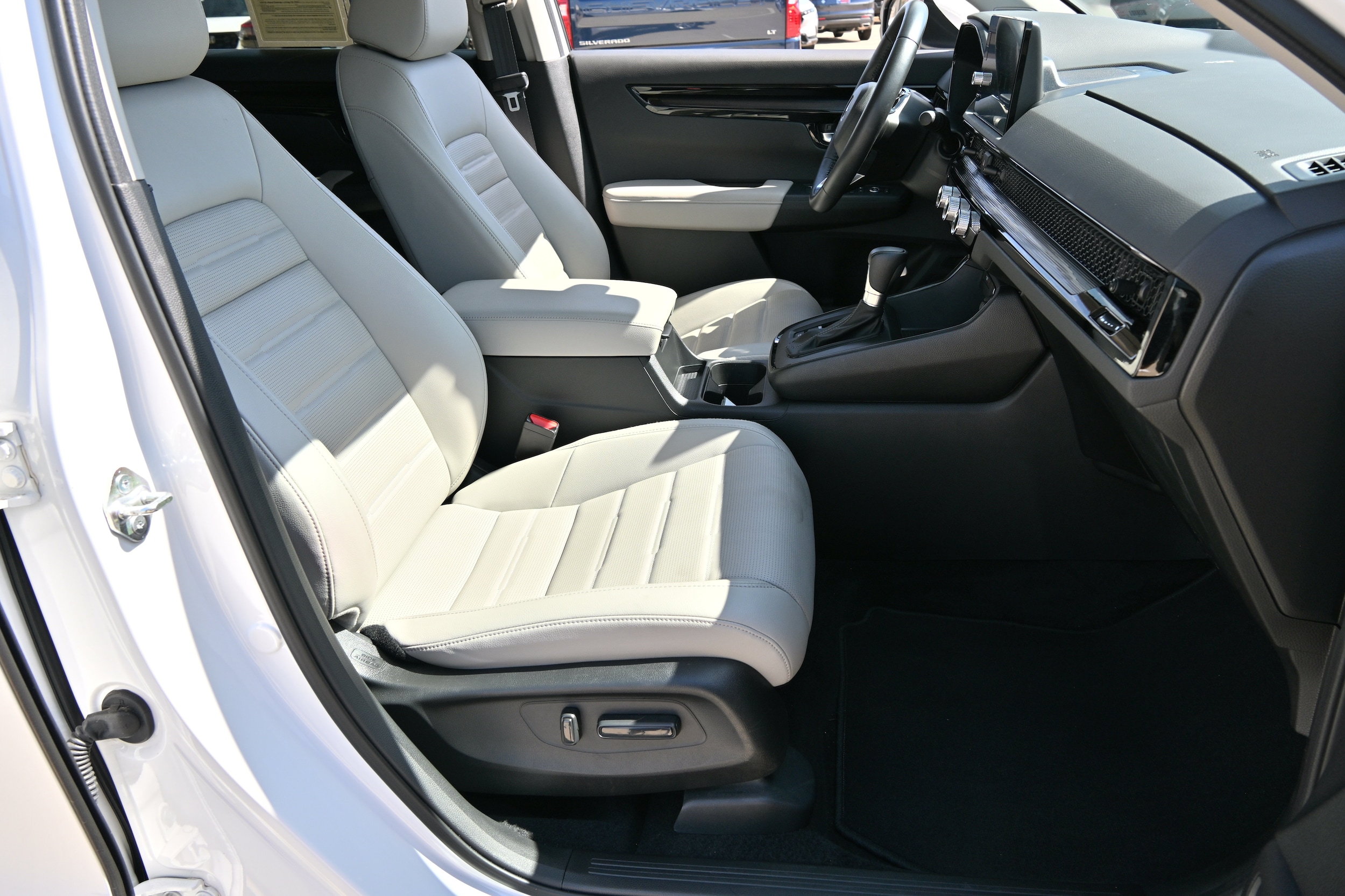 2025 Honda CR-V EX-L - Photo 18