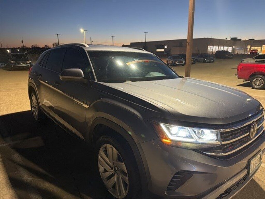 Used 2020 Volkswagen Atlas Cross Sport 3.6L V6 SE w/Technology SUV