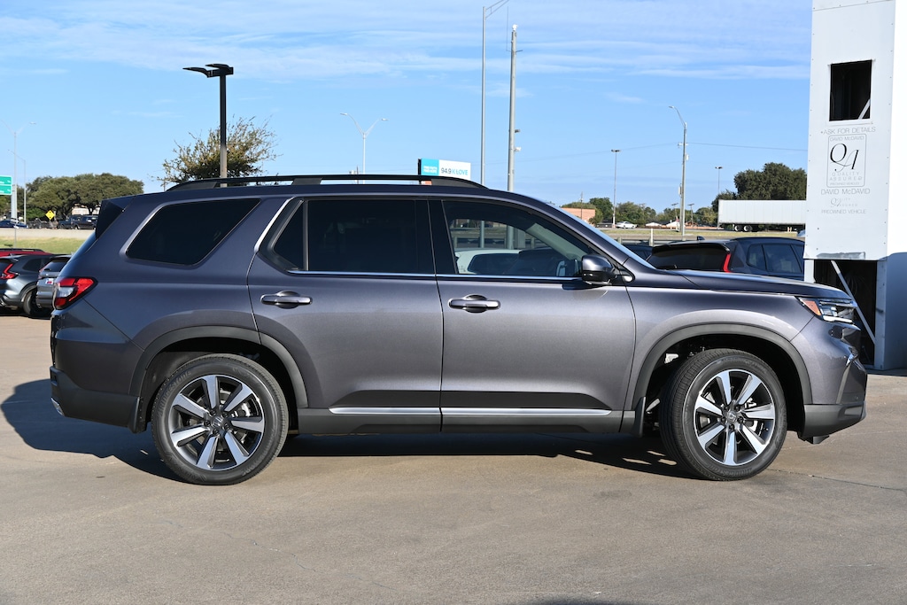 New 2025 Honda Pilot Touring SUV