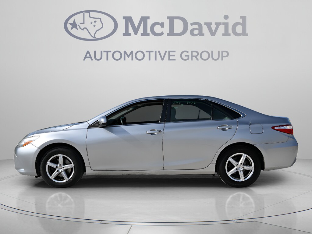 Used 2016 Toyota Camry LE Sedan