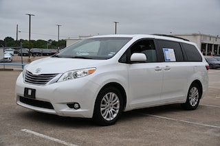 2015 Toyota Sienna XLE Van