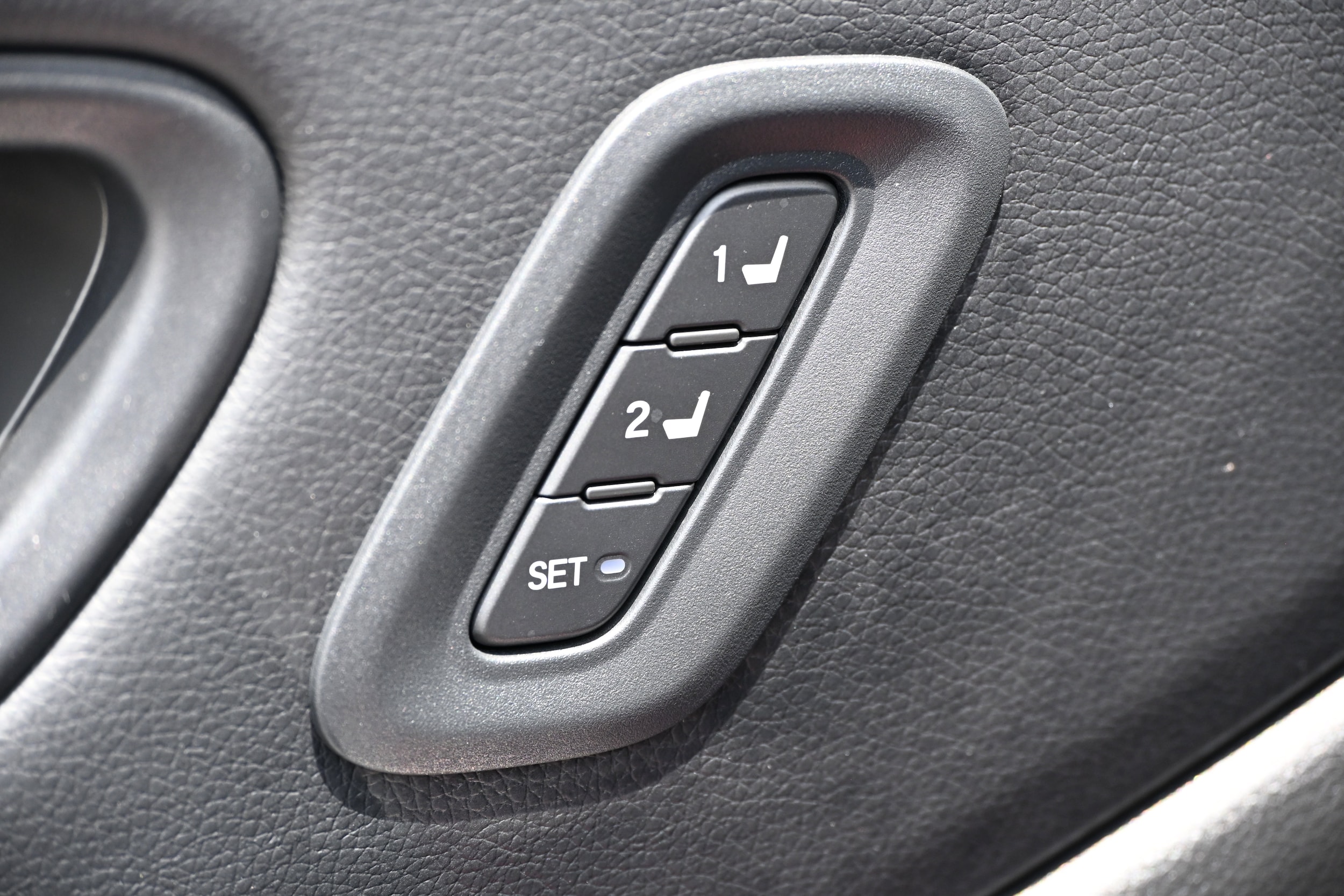 2025 Honda Pilot EX-L - Photo 23