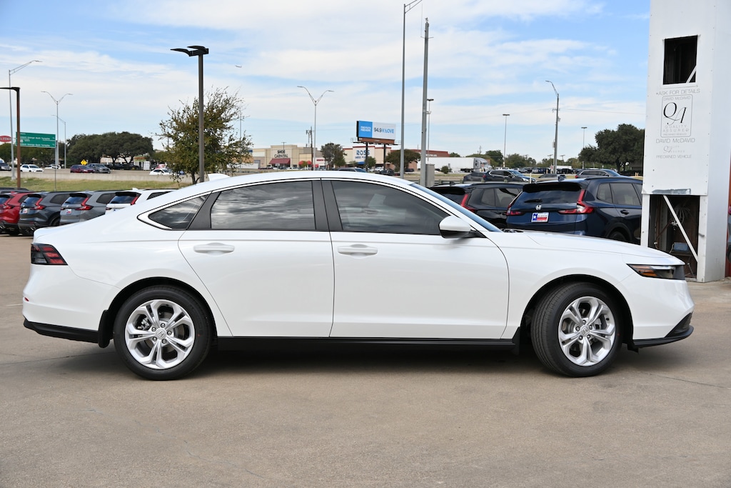 New 2025 Honda Accord LX Sedan