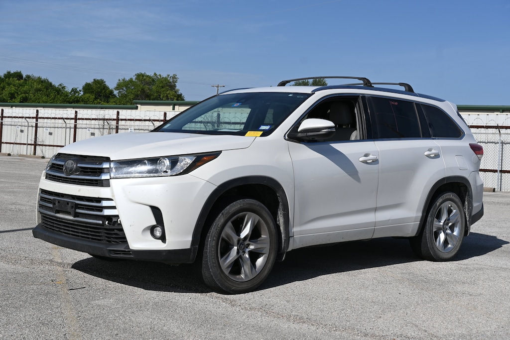 Used 2019 Toyota Highlander Limited V6 SUV