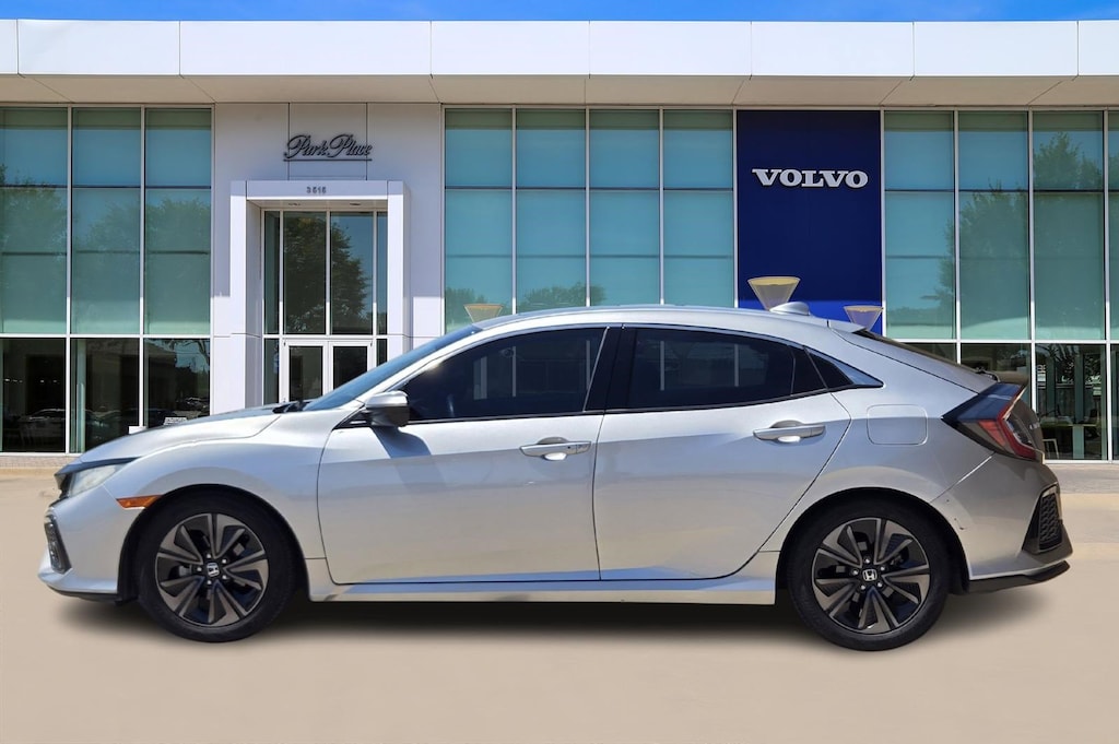 Used 2017 Honda Civic EX-L w/Navi Hatchback