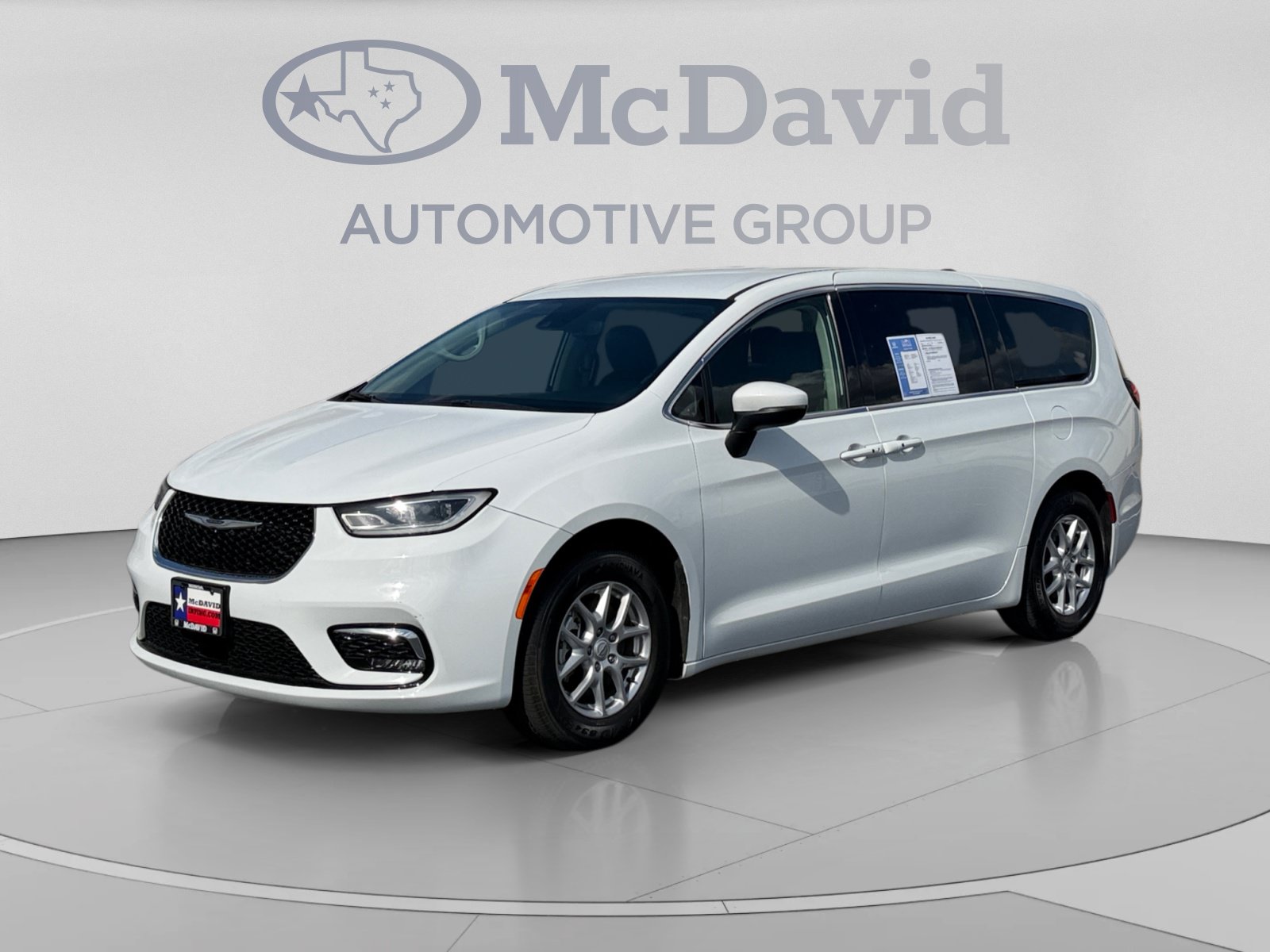 2023 Chrysler Pacifica Touring L Van Passenger Van