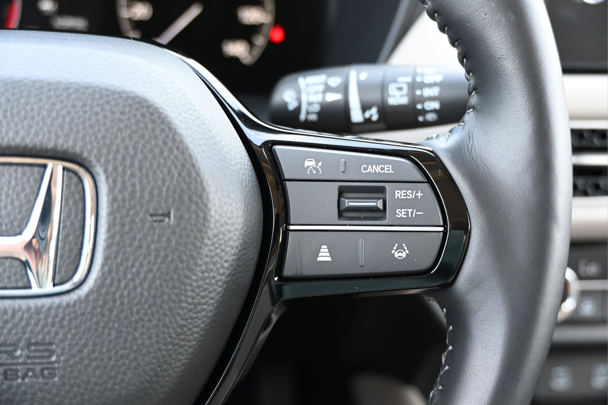 2026 Honda HR-V EX-L - Photo 11