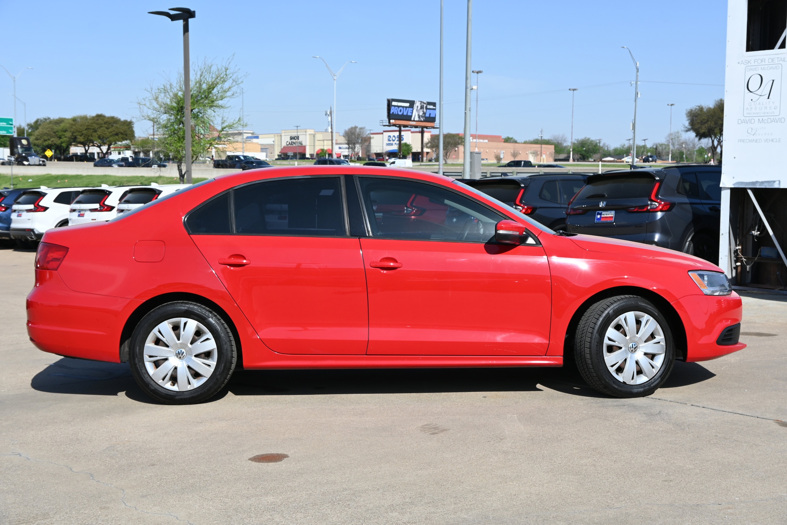 Used 2014 Volkswagen Jetta SE with VIN 3VWD07AJXEM317593 for sale in Irving, TX