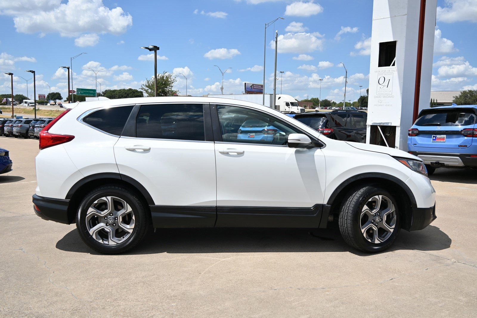 Used 2019 Honda CR-V EX-L with VIN 2HKRW1H85KH513563 for sale in Irving, TX