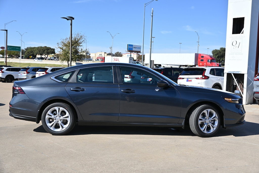 New 2025 Honda Accord LX Sedan