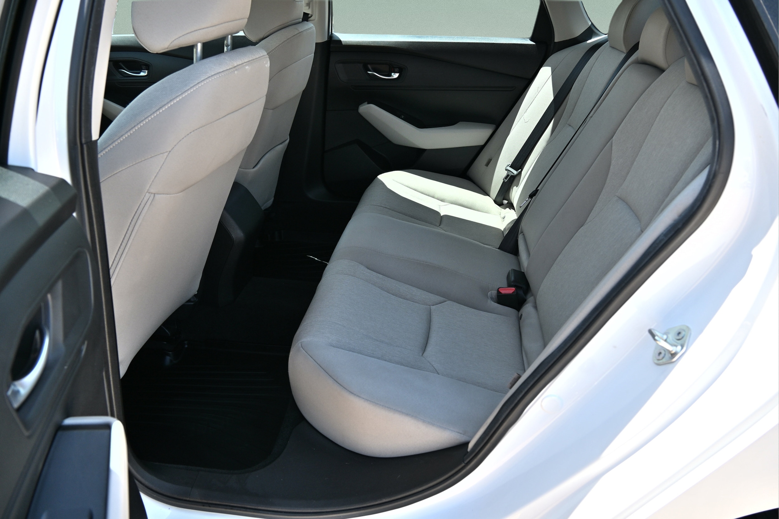 2024 Honda Accord LX - Photo 14
