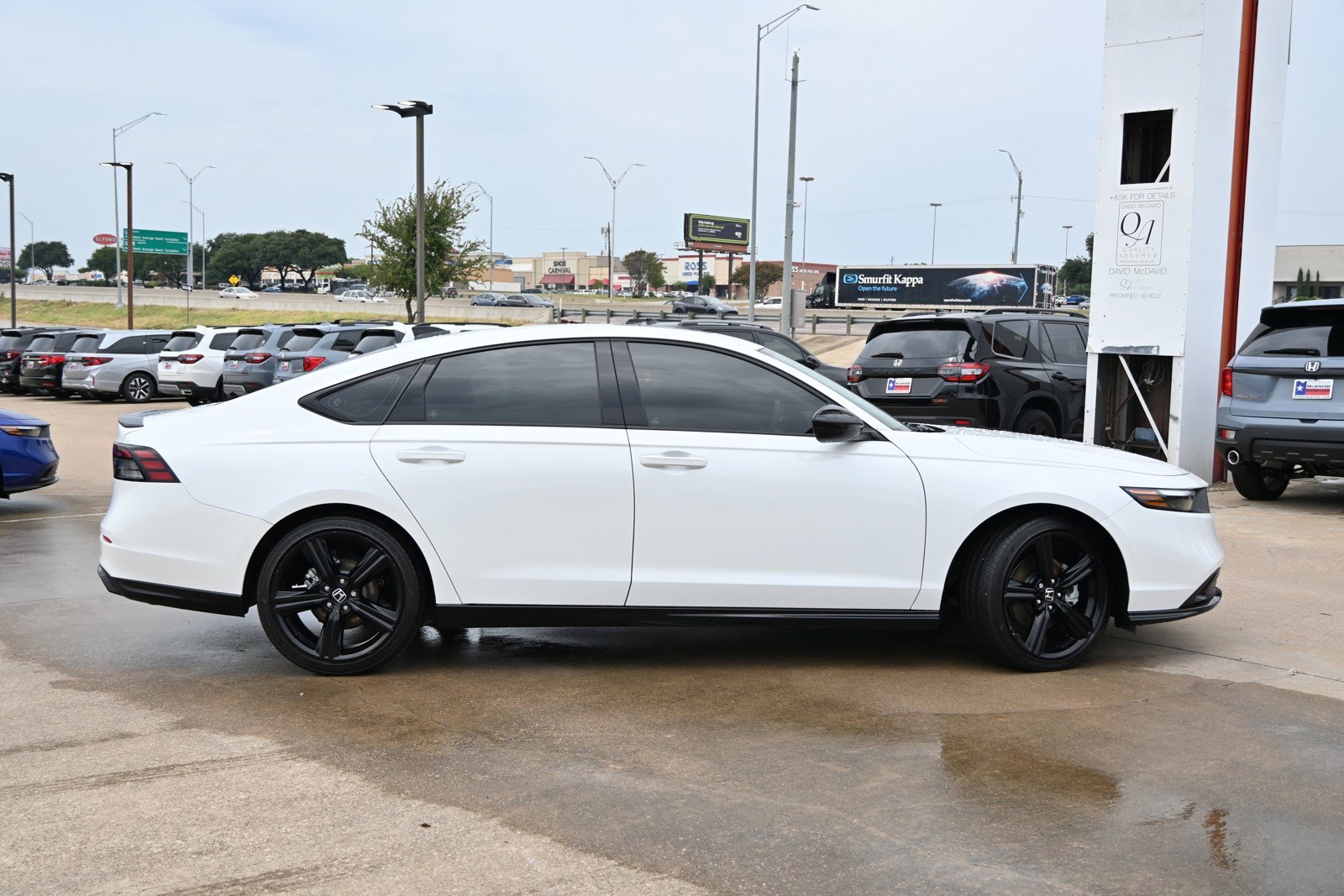 Used 2023 Honda Accord Hybrid Sport-L with VIN 1HGCY2F79PA064744 for sale in Irving, TX