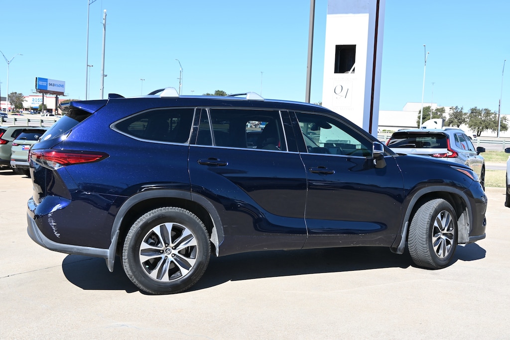 Used 2020 Toyota Highlander XLE SUV