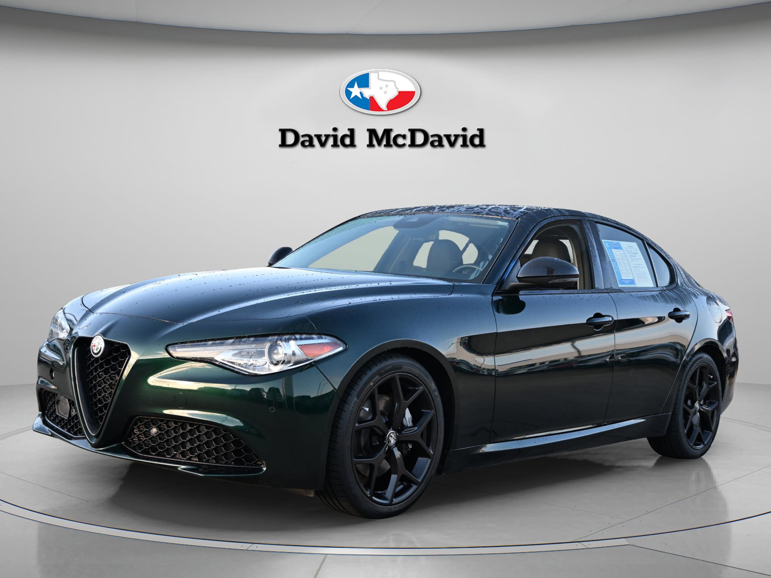 2021 Alfa Romeo Giulia 2.0 Ti Auto's photo