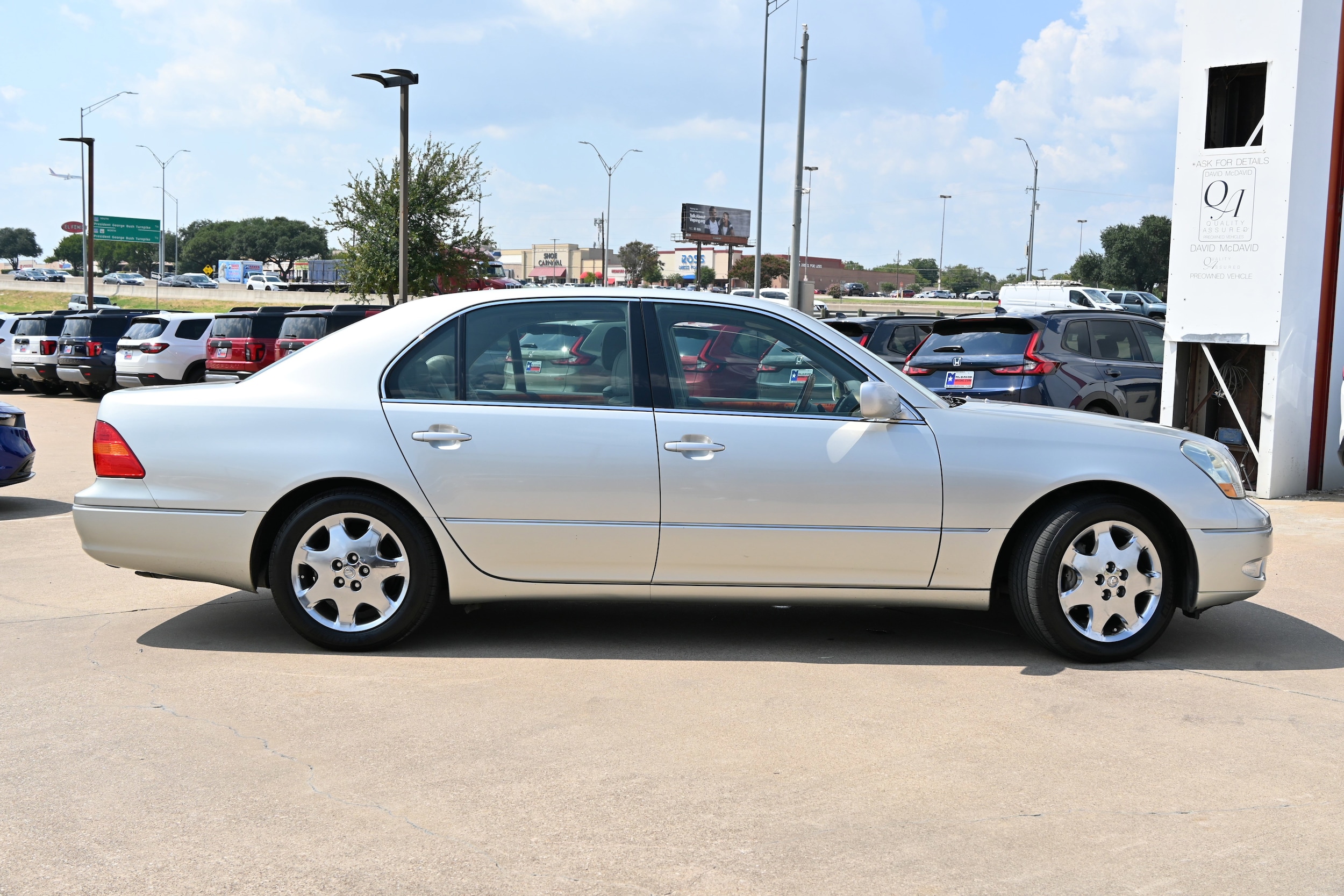 Used 2002 Lexus LS 430 with VIN JTHBN30F320090763 for sale in Irving, TX