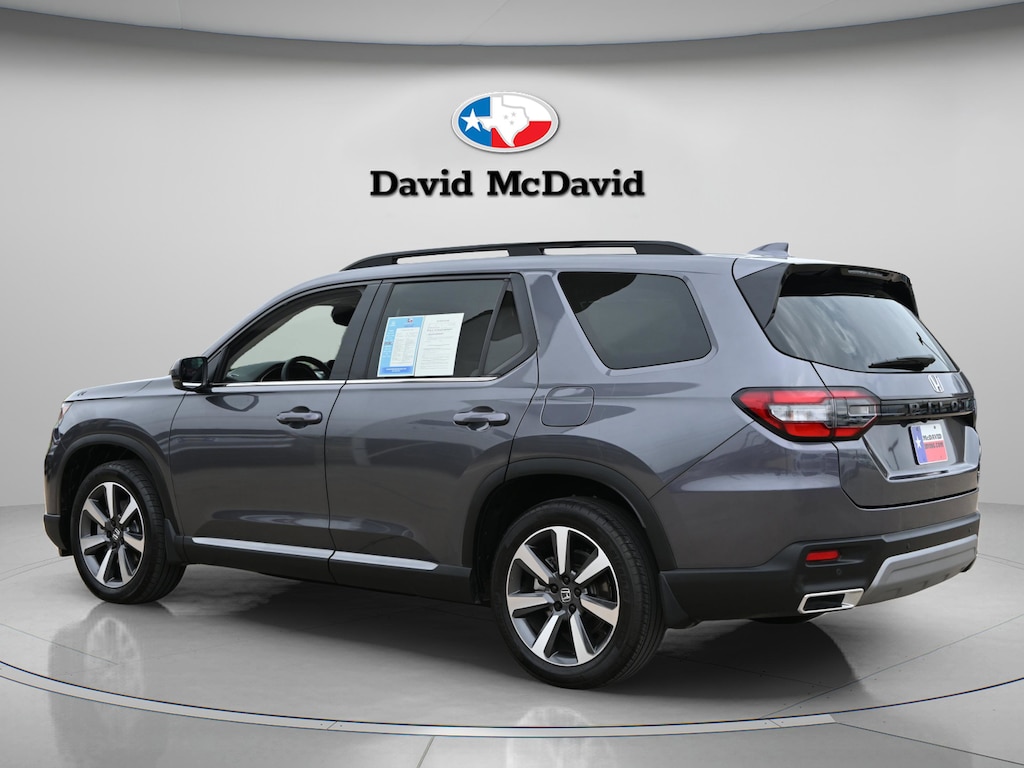 Used 2025 Honda Pilot Touring SUV