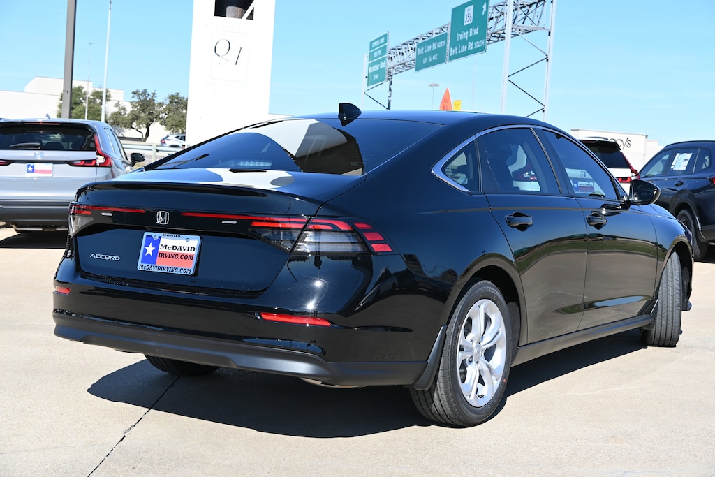 New 2025 Honda Accord LX Sedan