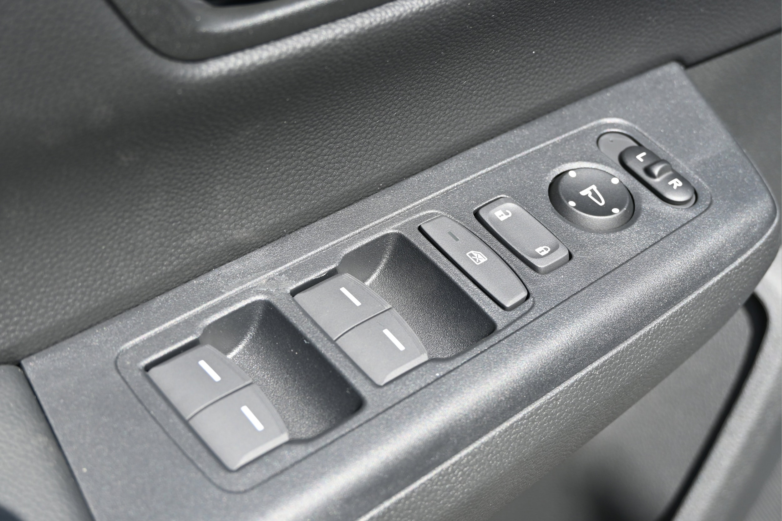 2026 Honda CR-V Sport-L - Photo 17