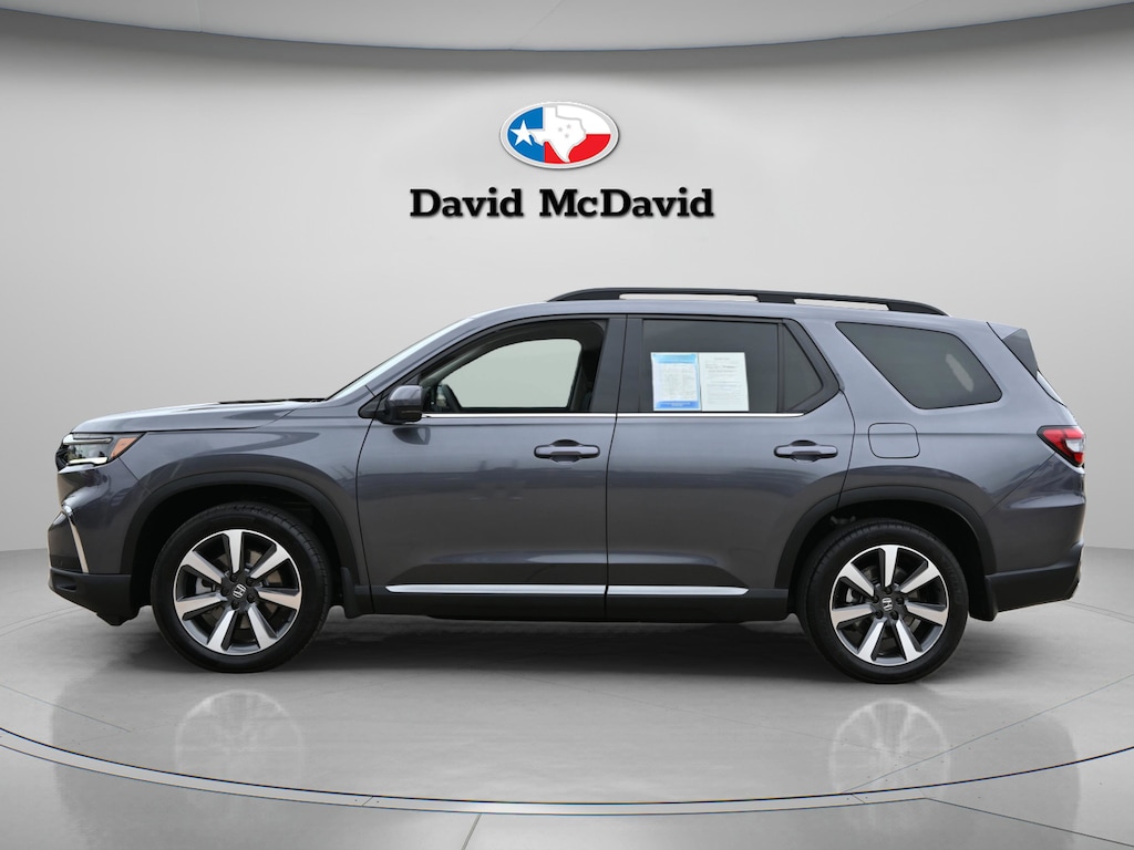 Used 2025 Honda Pilot Touring SUV