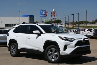 2025 Toyota RAV4 Hybrid XLE SUV