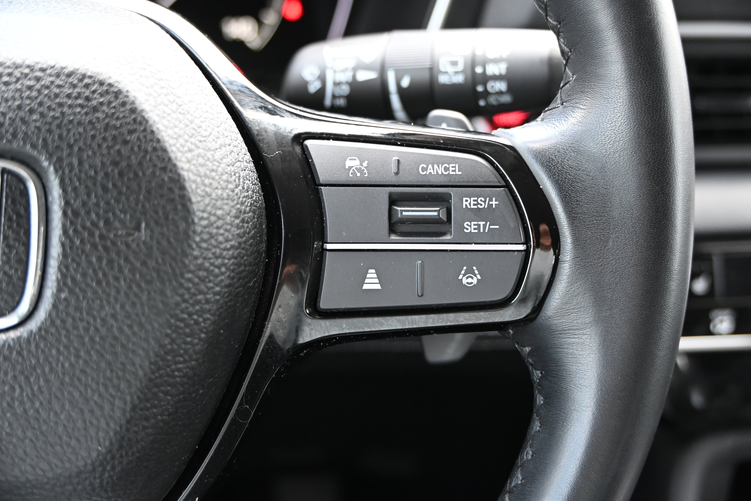 2025 Honda Pilot EX-L - Photo 36