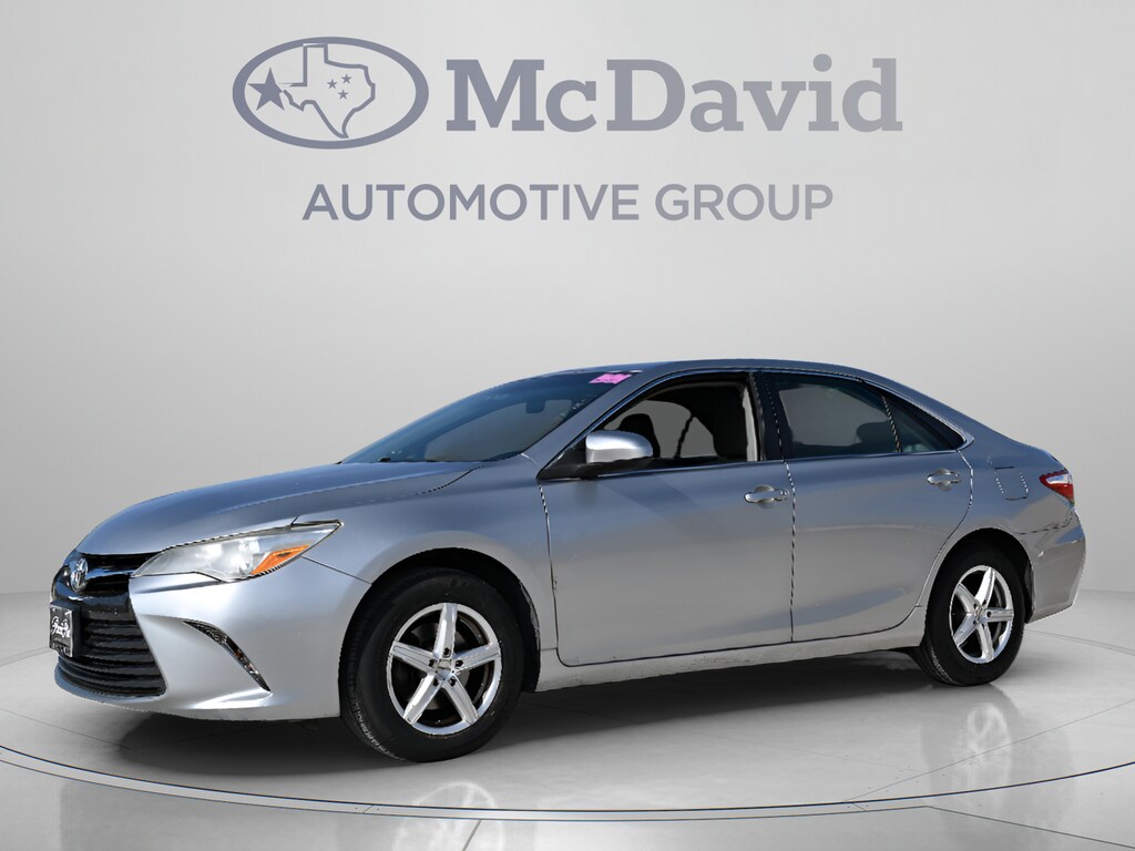 Used 2016 Toyota Camry LE Sedan