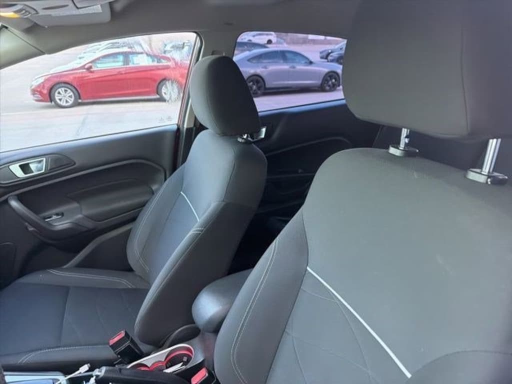 Used 2014 Ford Fiesta SE Sedan