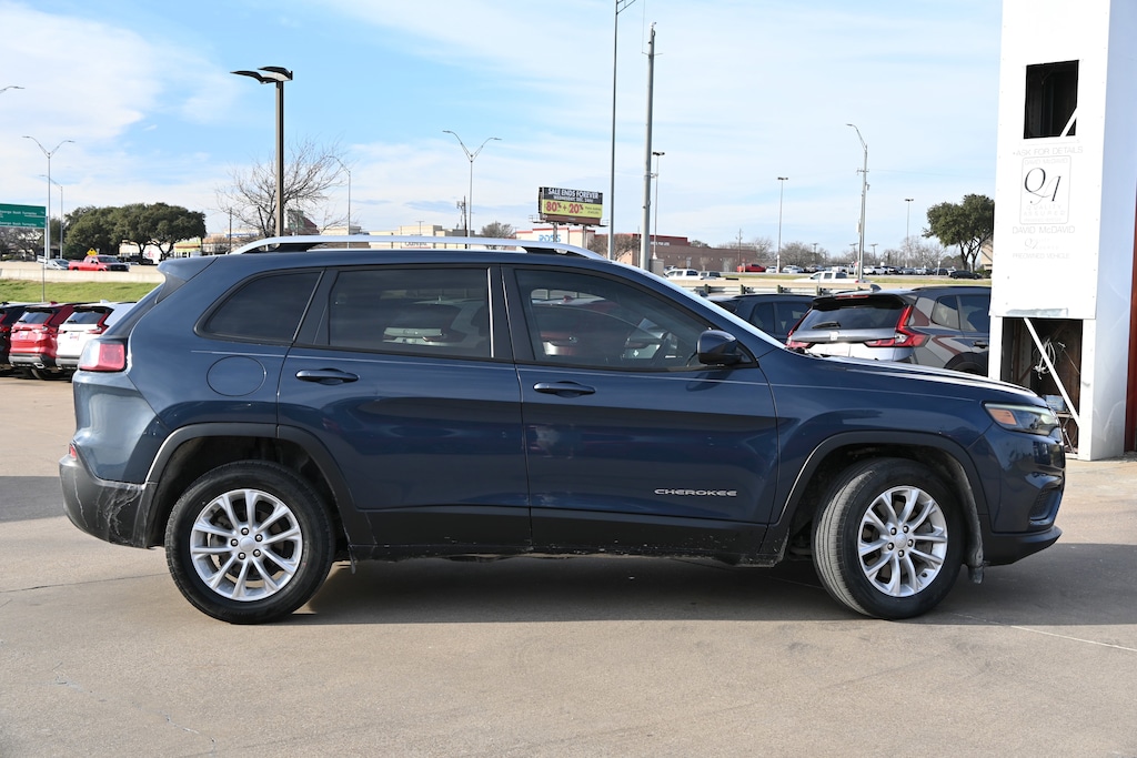 Used 2020 Jeep Cherokee Latitude SUV