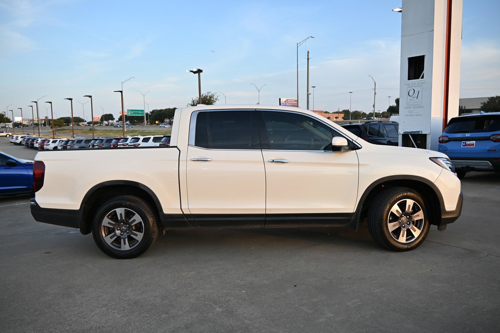 Used 2018 Honda Ridgeline RTL-E with VIN 5FPYK3F77JB001756 for sale in Irving, TX