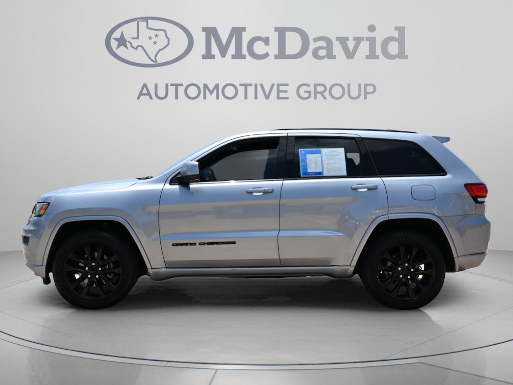 Used 2018 Jeep Grand Cherokee Laredo RWD SUV