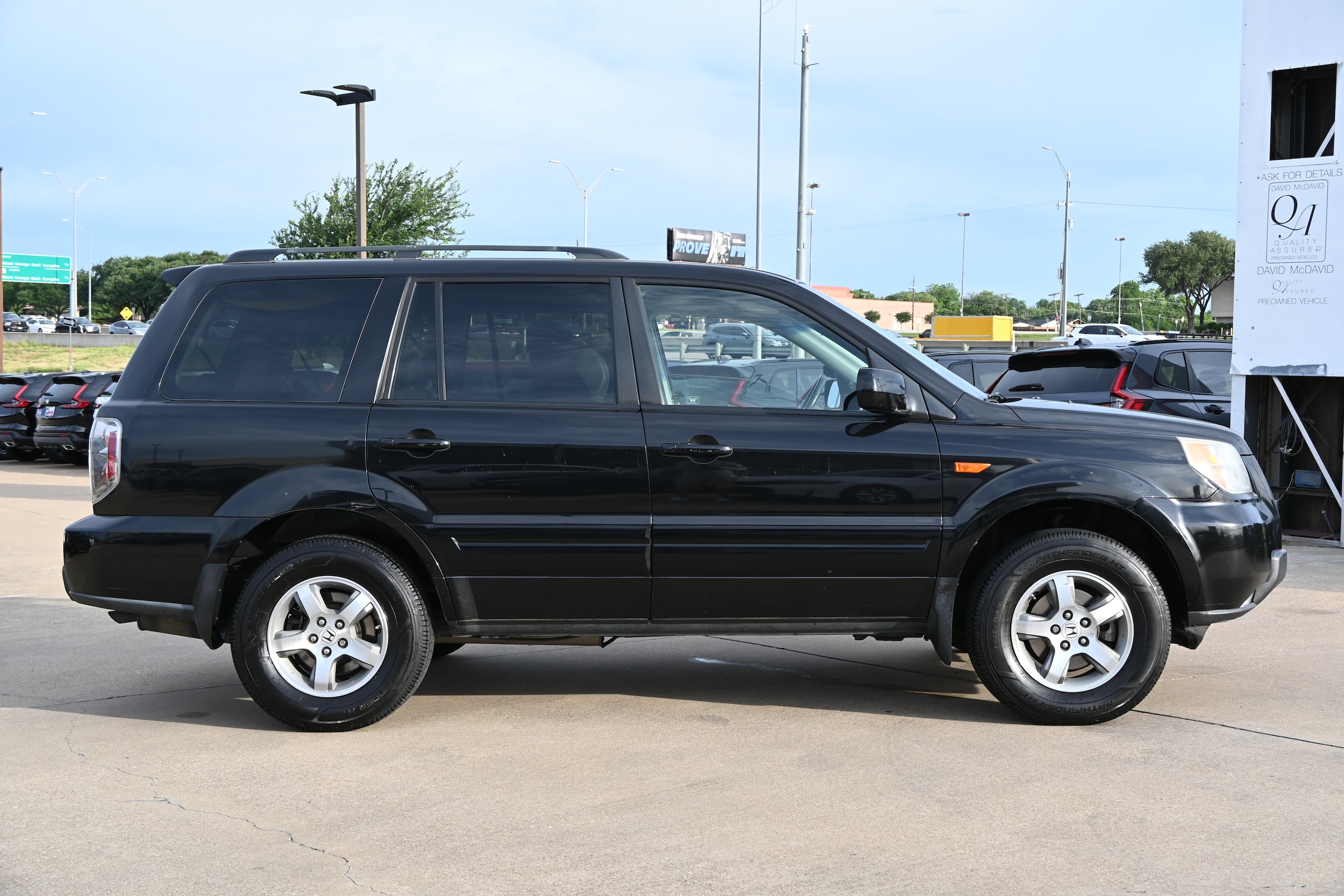 Used 2007 Honda Pilot EX with VIN 5FNYF28647B003937 for sale in Irving, TX