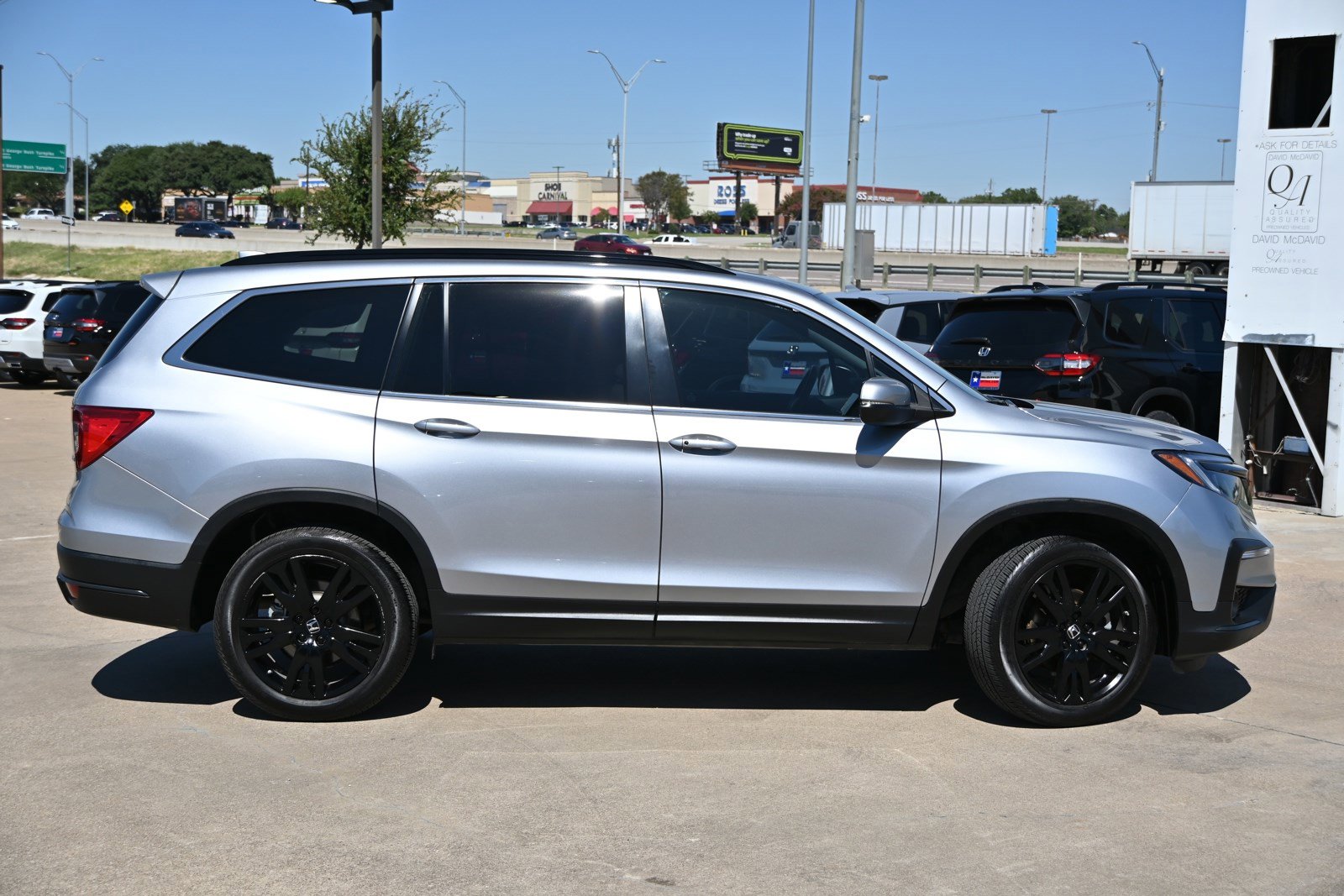 Certified 2022 Honda Pilot SE with VIN 5FNYF5H25NB020869 for sale in Irving, TX