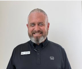 Staff member Collin Baker from ID_41d94b