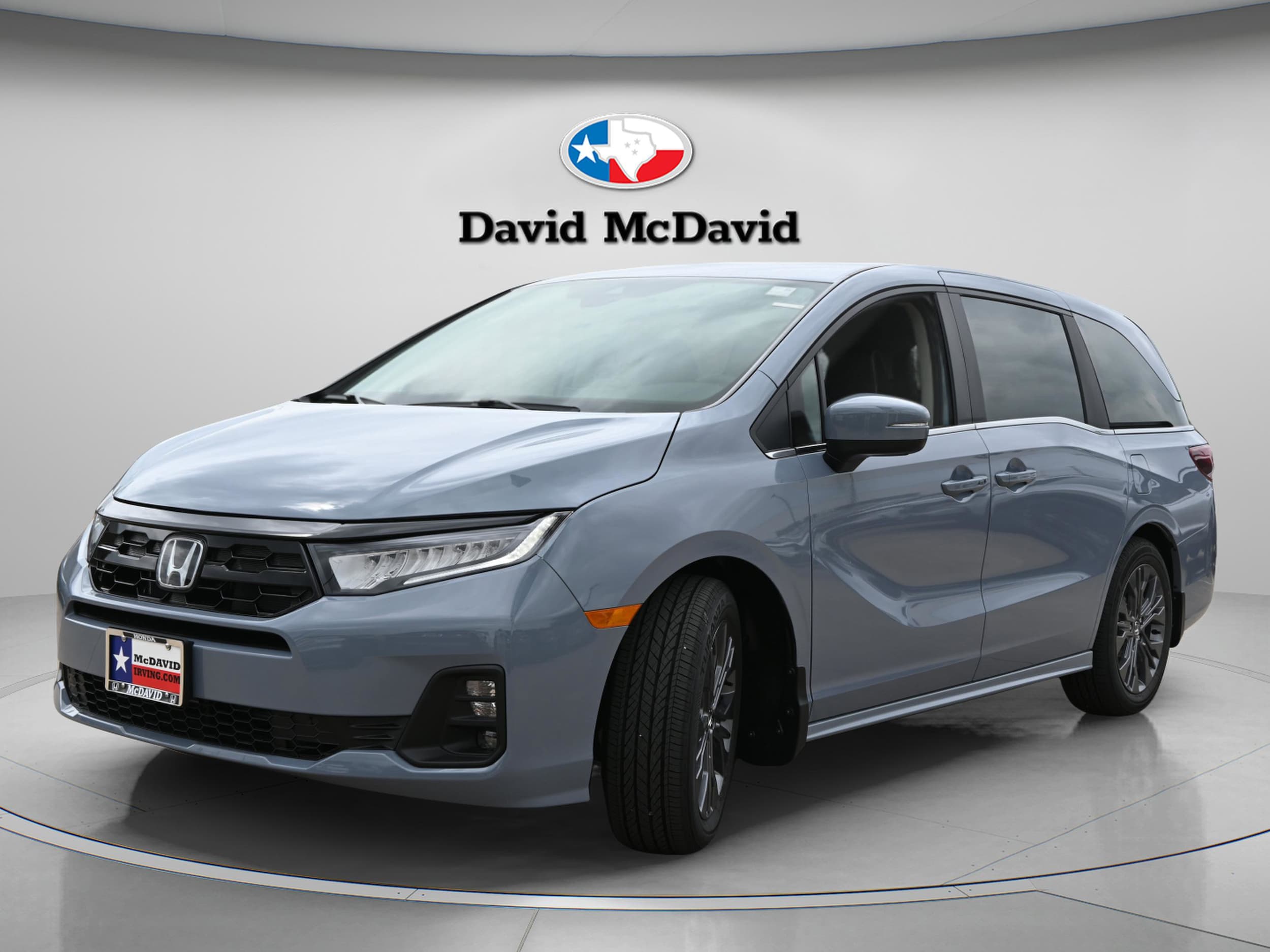 2026 Honda Odyssey Touring's photo
