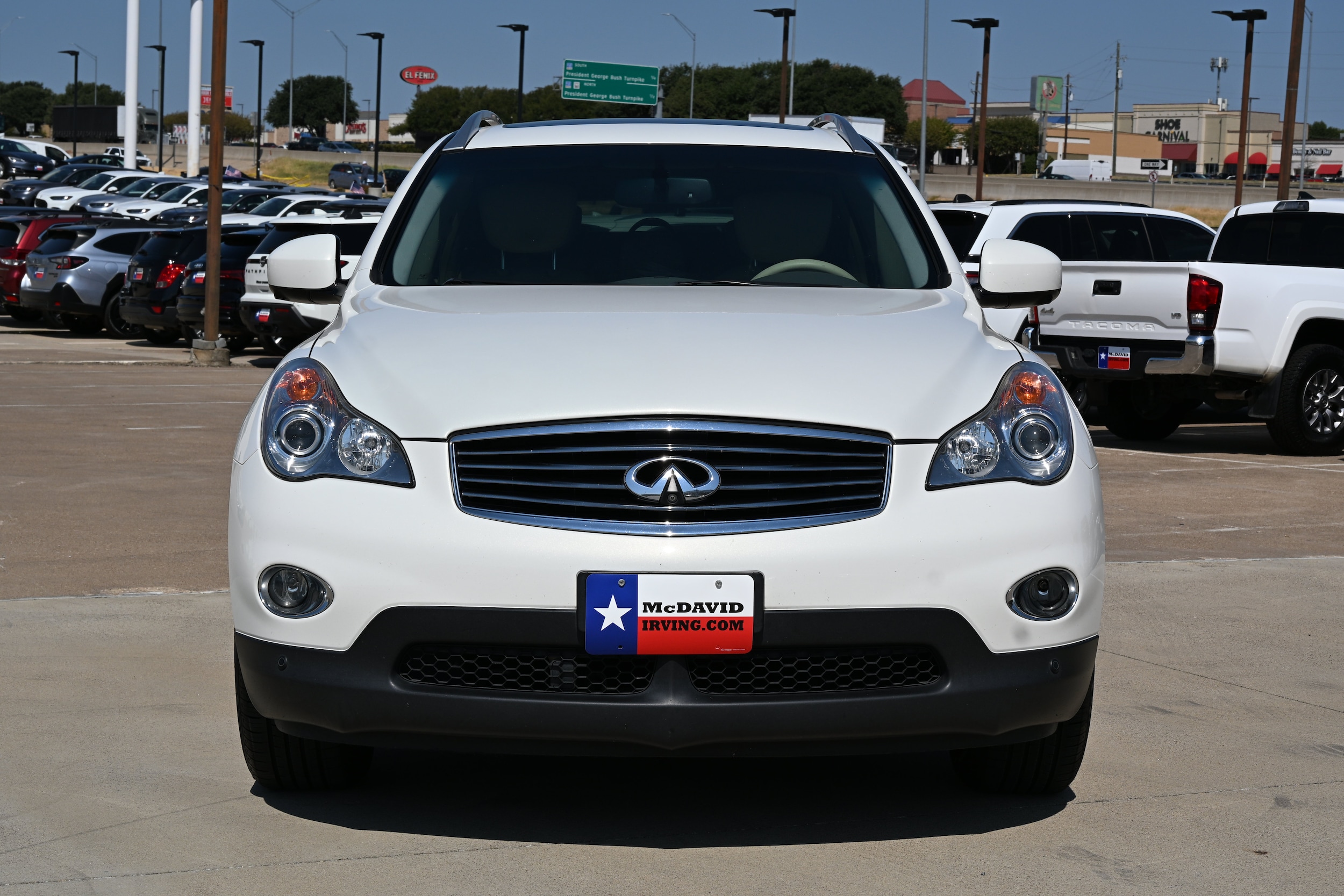 Used 2015 INFINITI QX50 Journey with VIN JN1BJ0HP8FM730332 for sale in Irving, TX