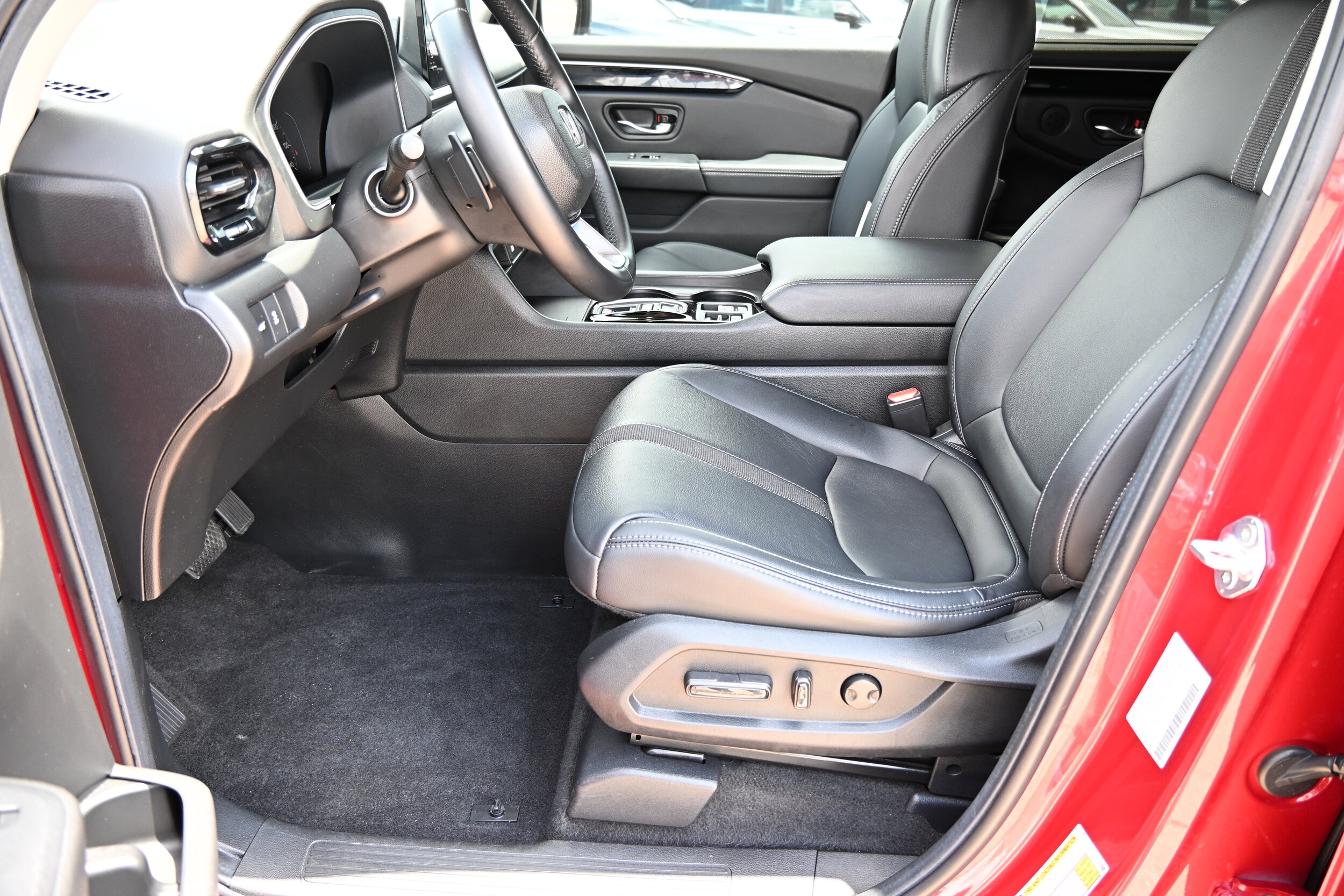 2025 Honda Pilot EX-L - Photo 25