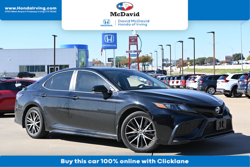 Used 2023 Toyota Camry SE Sedan