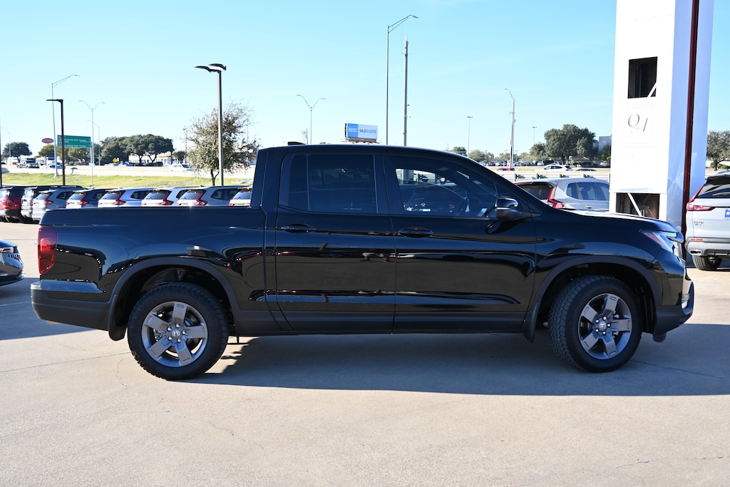 Used 2025 Honda Ridgeline TrailSport Truck Crew Cab