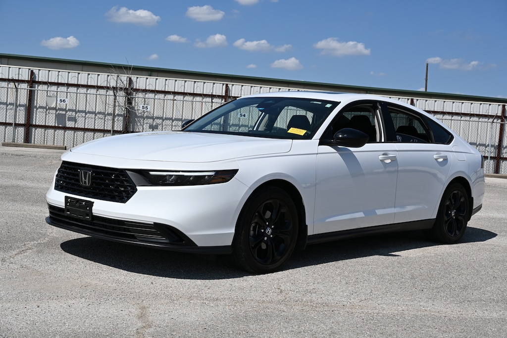 Used 2025 Honda Accord SE Sedan