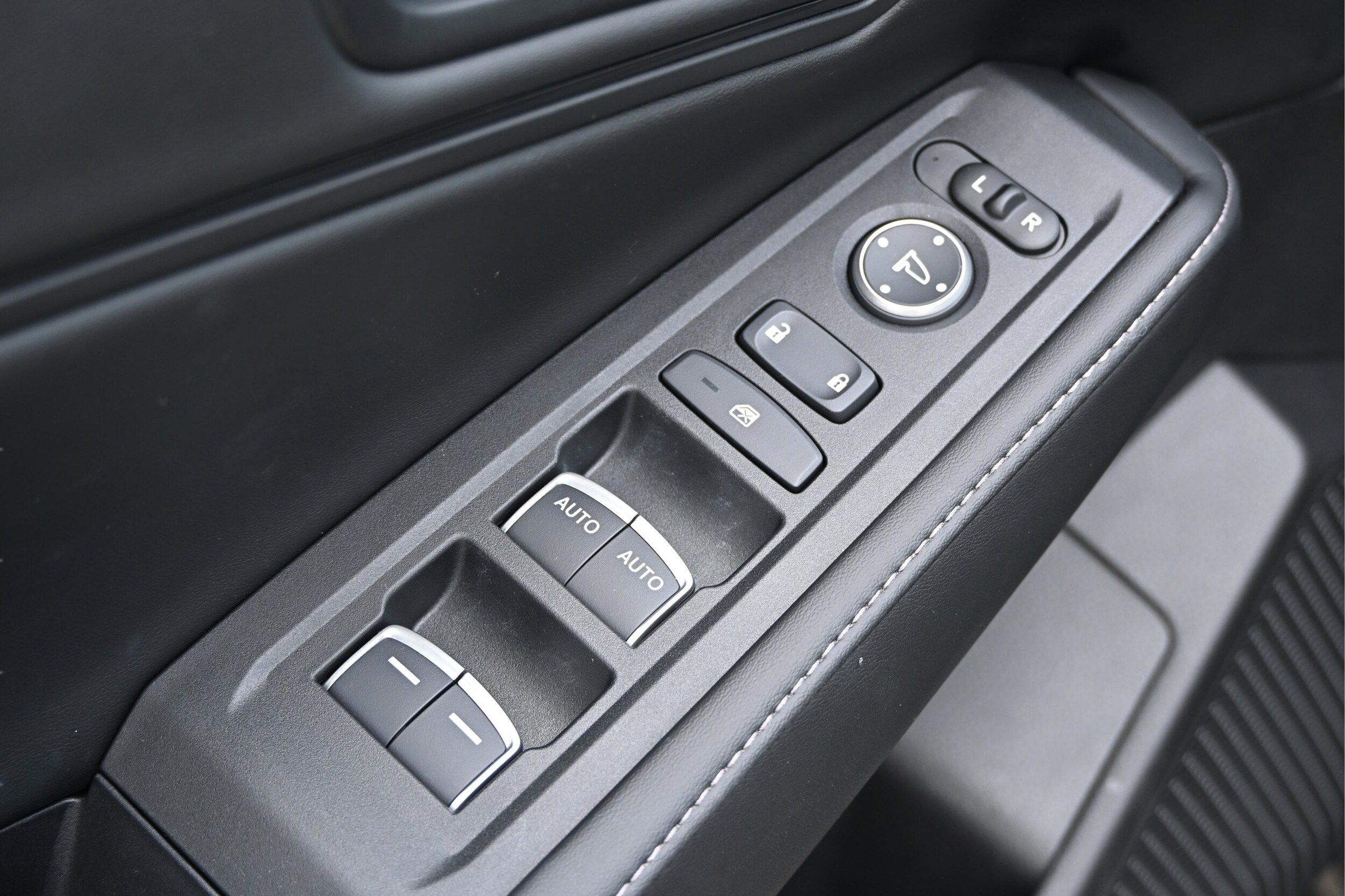 2025 Honda Accord Hybrid Sport - Photo 23