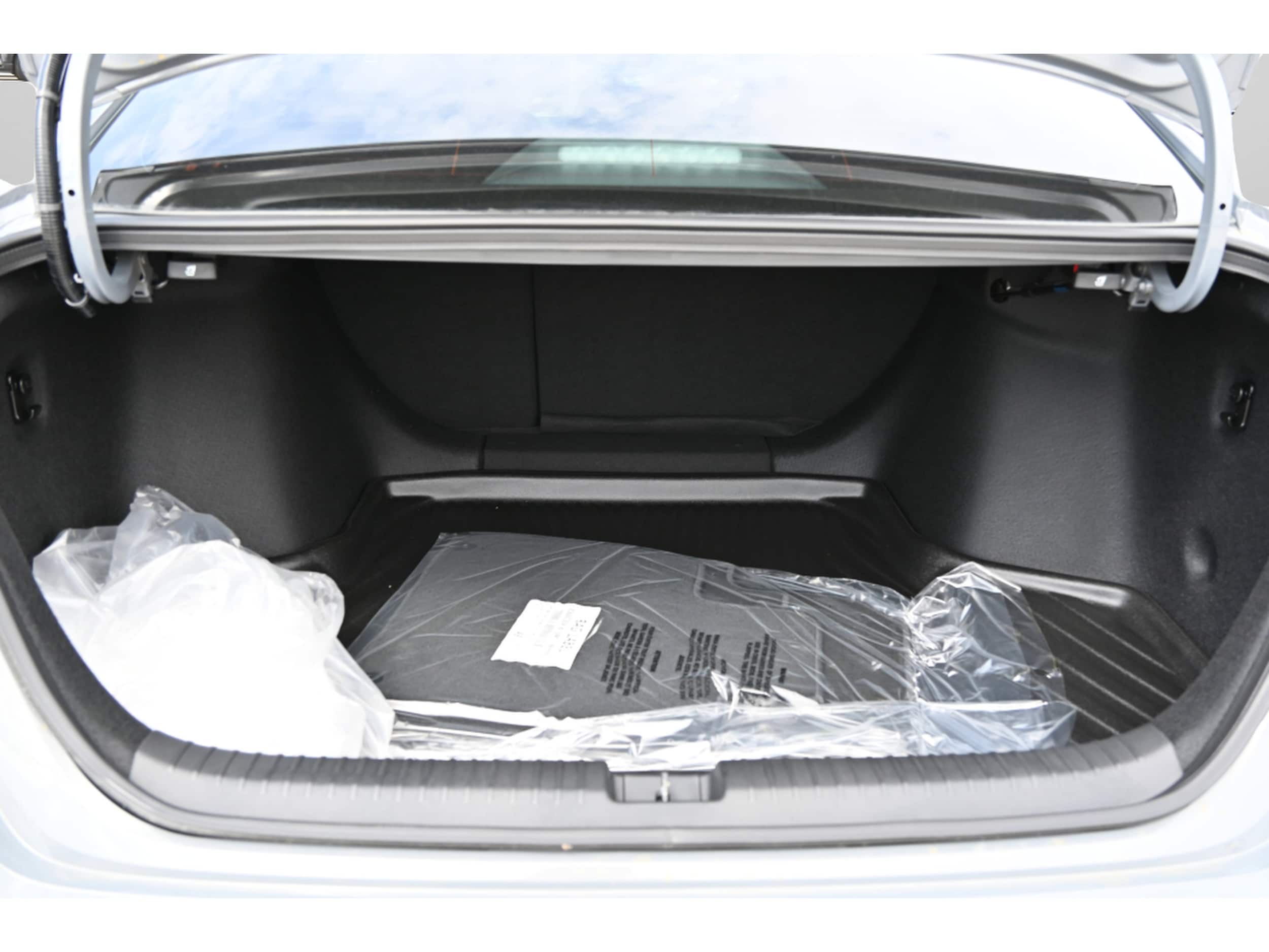 2026 Honda Accord Hybrid Sport-L - Photo 13