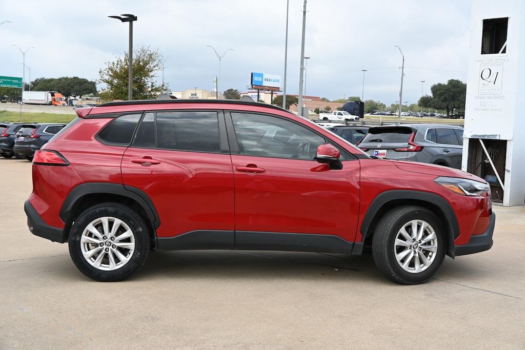 Used 2023 Toyota Corolla Cross LE SUV