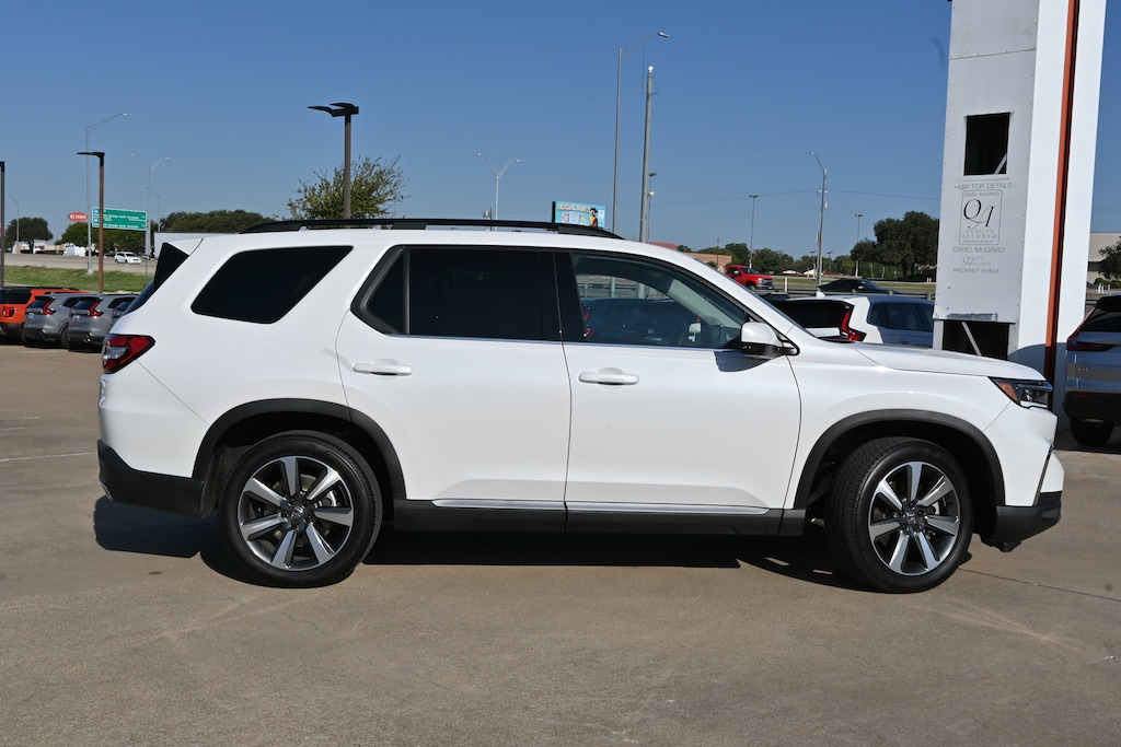 Certified 2025 Honda Pilot Elite SUV